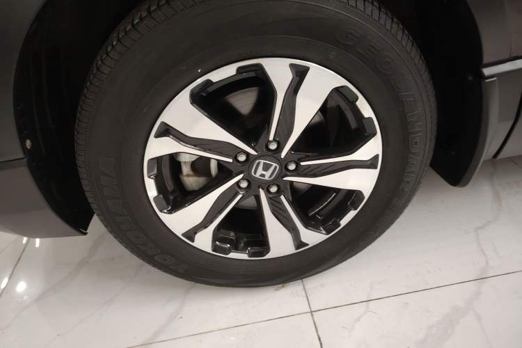 Used Honda CR-V 2021 240TURBO CVT 2WD Comfort Version Left Front Wheel Hub