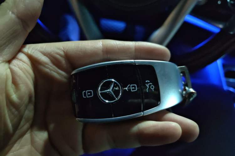 Used Mercedes-Benz Maybach S-Class 2020 S 450 4MATIC Collector's Edition Vehicle Key