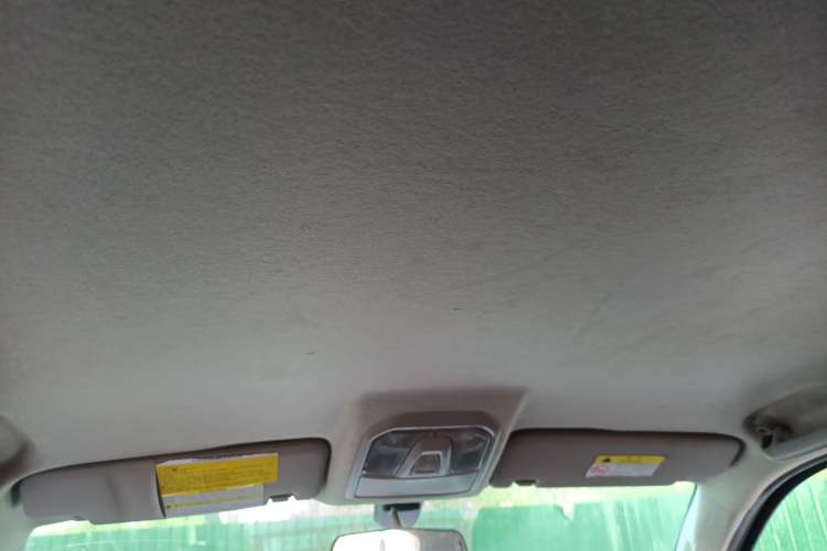 Used SAIC MAXUS T70 2020 2.0T Diesel Automatic 4x4 Commemorative Edition with Long Bed and High Ground Clearance
