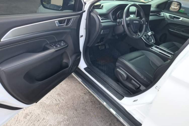Used Haval M6 2021 PLUS 1.5T DCT Comfort Edition