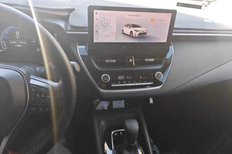 Used Toyota Corolla 2024 1.8L Smart Electric Hybrid Dual-Engine Elite Edition