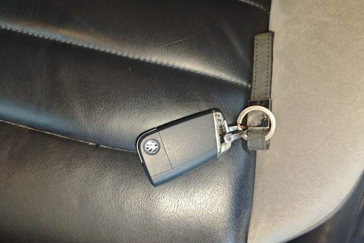 Used Volkswagen Golf 2020 Charming Edition 280TSI DSG R-Line
