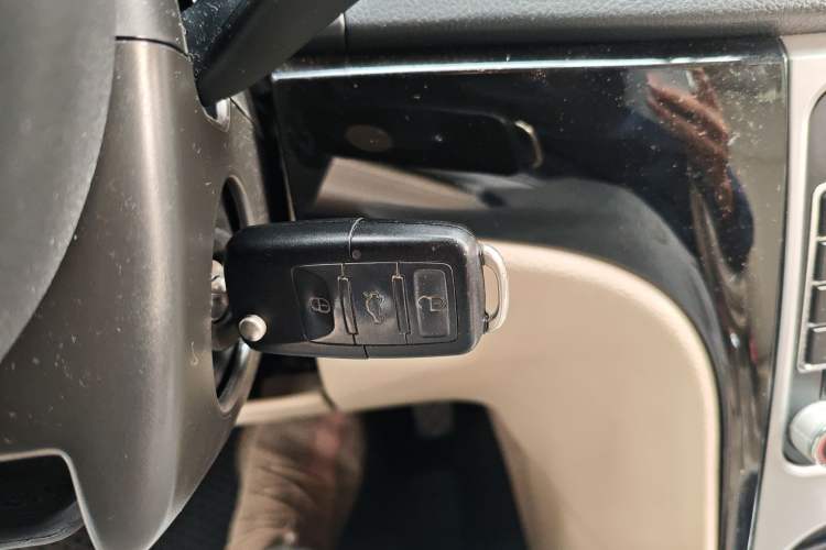 Used Volkswagen Lavida 2011 1.4 TSI DSG Prestige Edition
