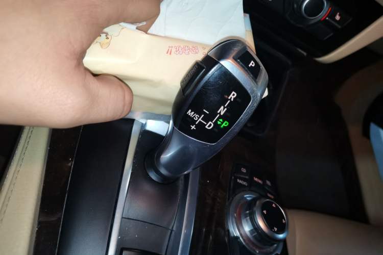 Used BMW 5 Series 2012 523Li Luxury Model
