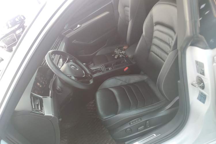 Used Volkswagen FAW-Volkswagen CC 2019 380TSI Glamour Edition China VI Standard Left Front Seat