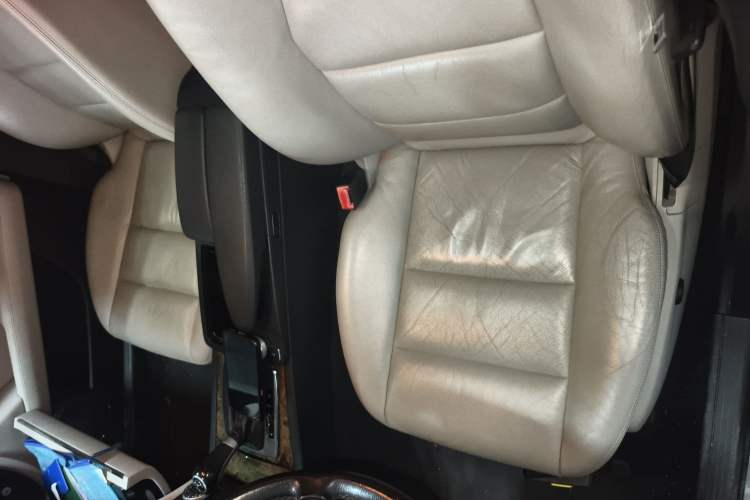 Used Mercedes-Benz C-Class 2010 C 200K Fashion Model
