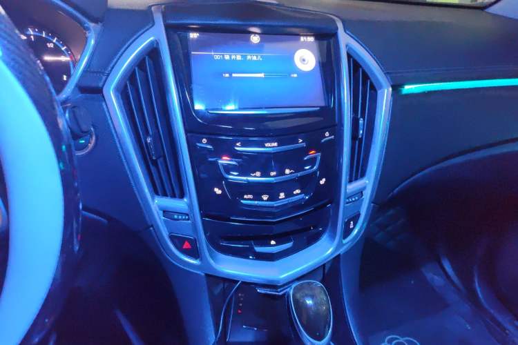 Used Cadillac SRX 2013 3.0L Elite Model Audio And AC Panel