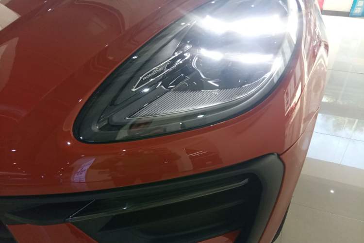 Used Porsche Macan 2022 Macan 2.0T