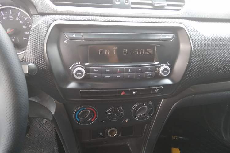 Used Great Wall Wingle 5 2017 2.0T European Version Diesel Two-Wheel Drive Advanced Large Double-Cab GW4D20E