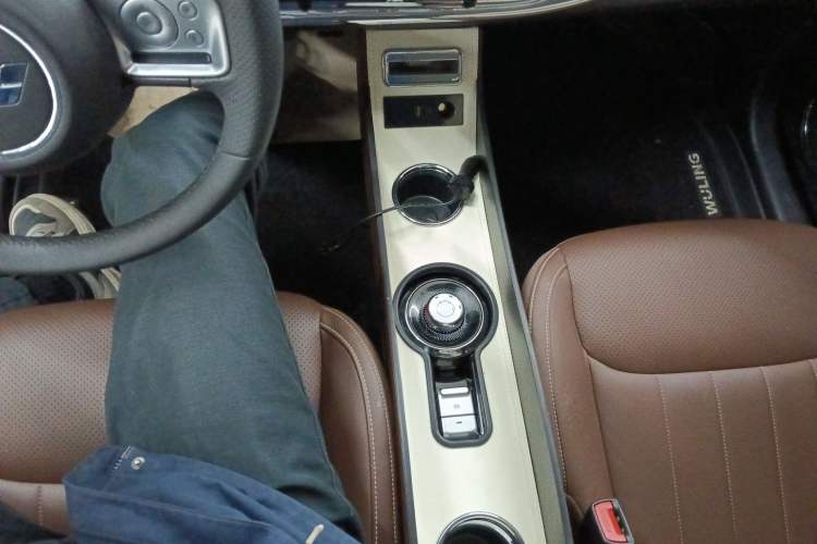 Used Wuling Bingo 2023 333 km Lingxi Connected Version