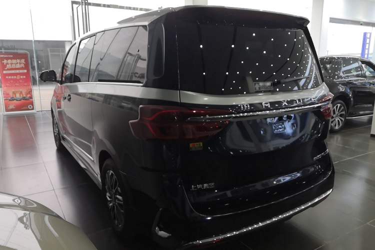 Used SAIC MAXUS G20 2023 Facelifted PLUS 2.0T Gasoline Automatic Luxury Edition