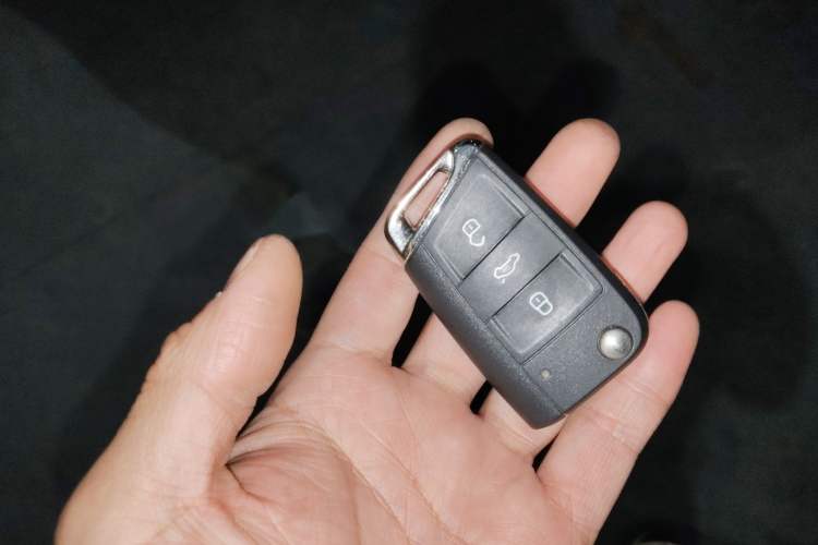 Used Volkswagen Tayron 2020 330TSI Two-Wheel Drive Luxury Smart Connectivity Version Vehicle Key