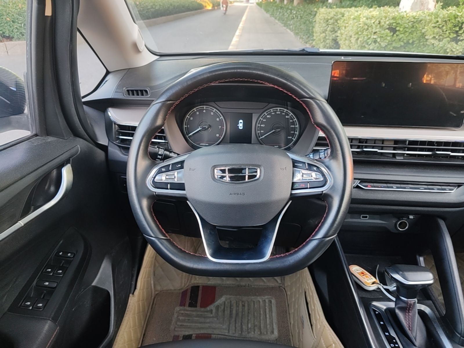 Geely Auto Vision X3 2021 PRO 1.5L CVT Deluxe Model — снимка 13