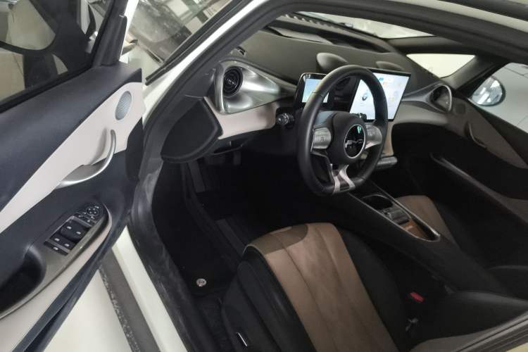 Used BYD Dolphin 2023 420 km Fashion Edition Driver Seat