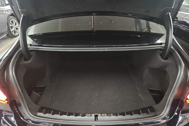 Used BMW 3 Series 2024 325i M Sport Night Edition Package