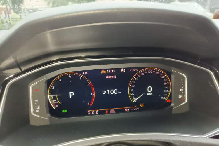 Used Volkswagen T-ROC 2022 280TSI DSG Two-Wheel Drive Comfort PLUS Instrument Cluster