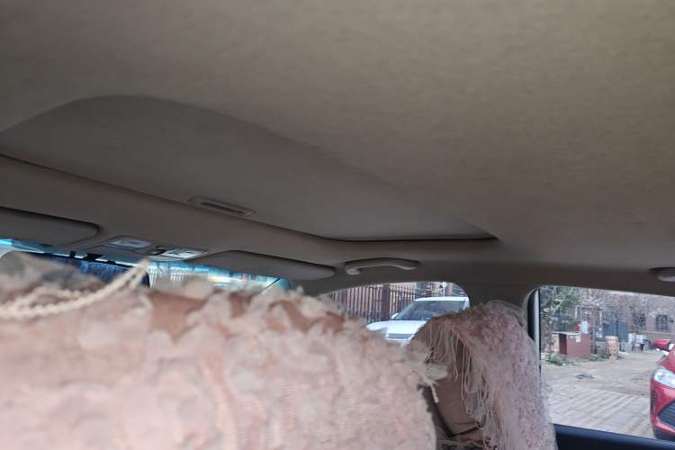 Used Kia K2 2011 Sedan 1.4L MT TOP
