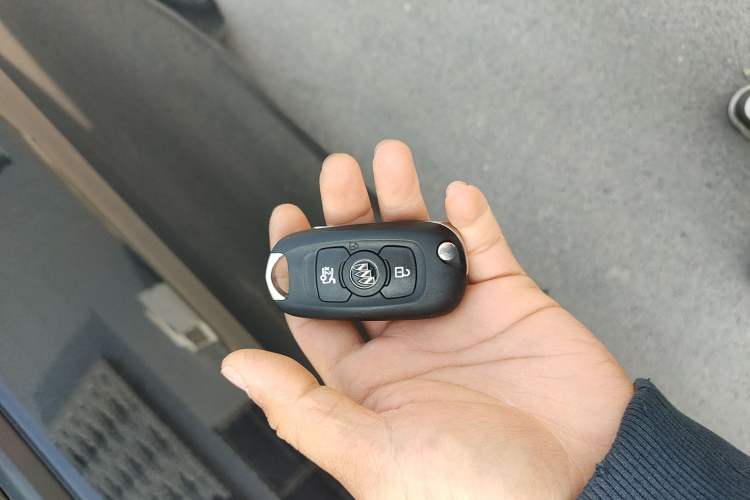 Used Buick Verano 2018 Sedan 15S Automatic Entry Model Vehicle Key