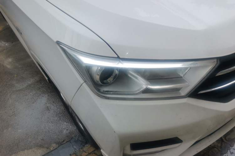 Used Wuling Hongguang 2019 1.5L S Standard Version China VI LAR
