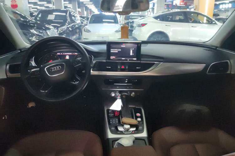 Used Audi A6L 2018 30th Anniversary Edition 35 TFSI Fashion Model