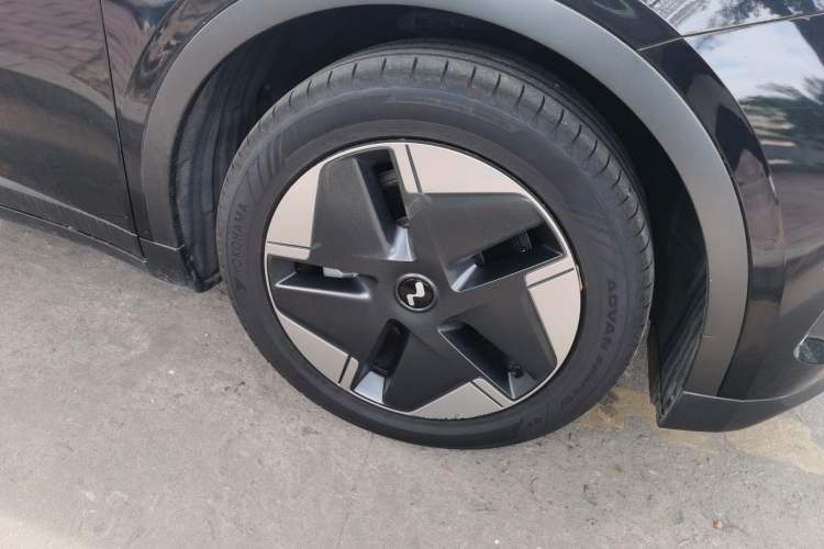 Used ONVO L60 2024 60 kWh Rear-Drive Version
