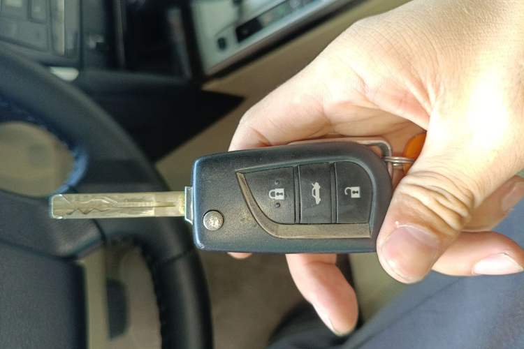 Used Toyota Camry 2015 2.0G Premier Edition
