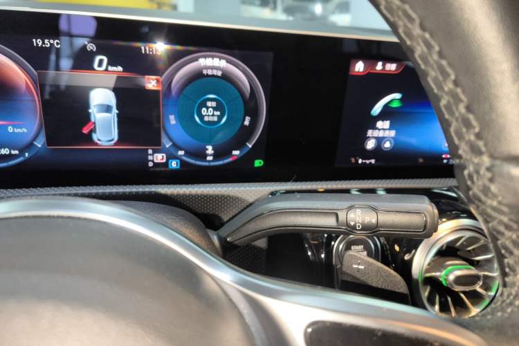 Used Mercedes-Benz A-Class 2019 A 200 Dynamic Edition Gear Lever