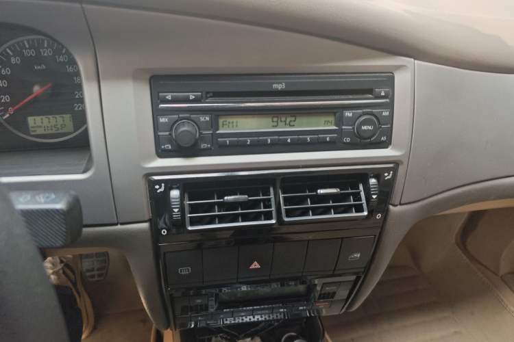 Used Volkswagen Santana Vista 2008 1.8L Manual Comfort Edition
