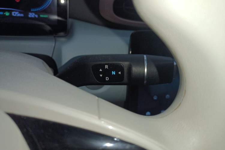 Used Leapmotor T03 2024 310 Comfort Edition Gear Lever