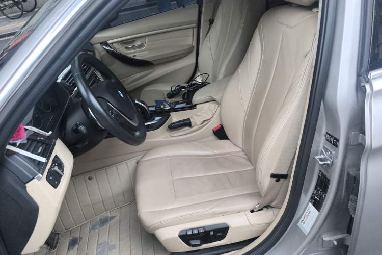 Used BMW 3 Series 2013 328Li Luxury Design Package Left Front Seat