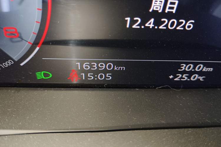 Used Audi A6L 2022 40 TFSI Luxury Dynamic Model Odometer Close Up