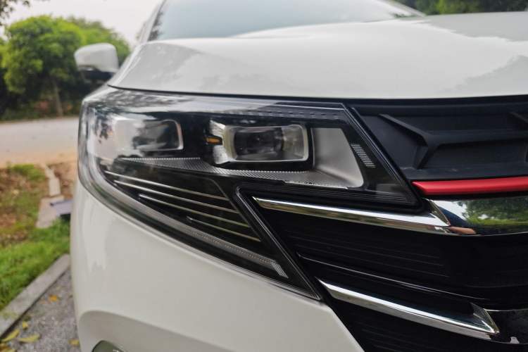 Used GAC Trumpchi GS3 2021 POWER 270T Automatic Dynamic Edition Right Front Headlight