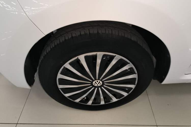 Used SOL E10X 2021 150 km Ambitious Trim Left Front Wheel Hub