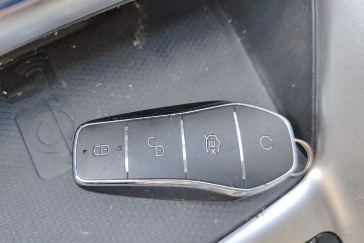 Used BYD Song Pro New Energy 2022 DM-i 110km Flagship Pro Model Vehicle Key