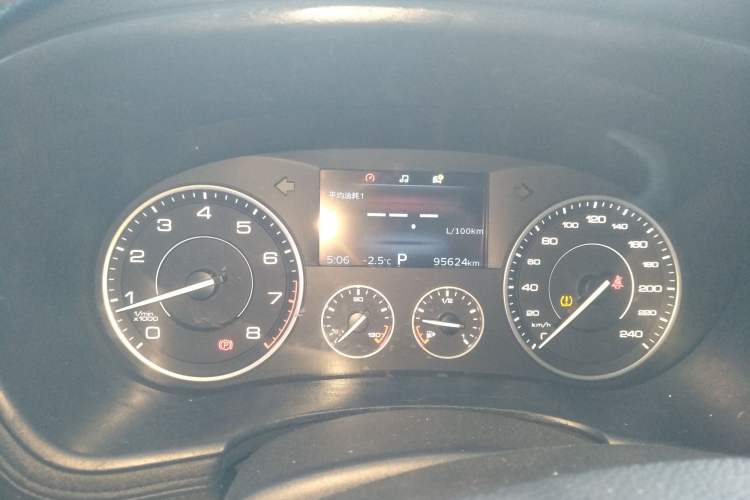 Used BORGWARD BX7 2016 28T Two-Wheel Drive Luxury Version 5 Seats
