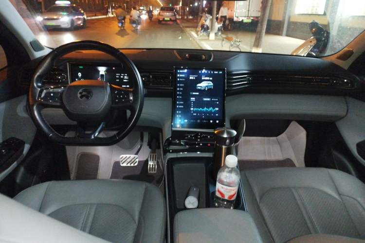 Used Nio ES6 2020 420 km Sport Edition Center Console