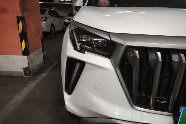 Used GAC Trumpchi GS4 PLUS 2023 390T Automatic Nebula Edition Right Front Headlight