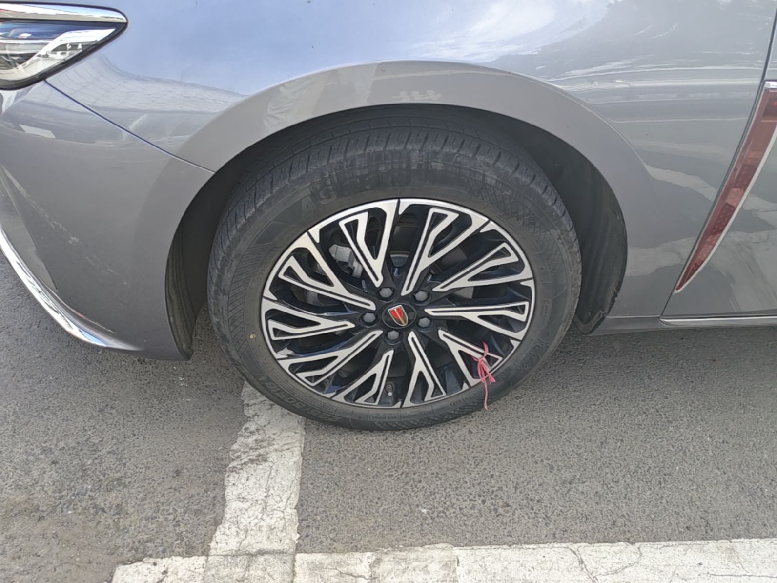 Hongqi H5 2024 2.0T Automatic Smart Connect Flagship Edition - Chinese Trim Chang — снимка 10
