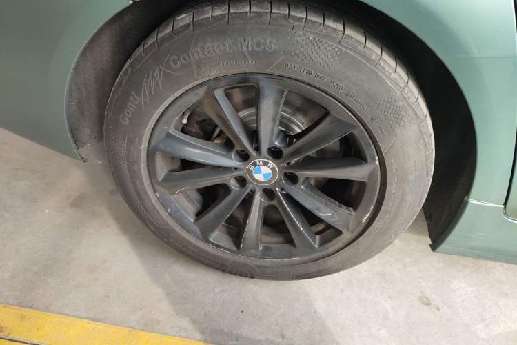 Used BMW 5 Series 2017 520Li Elegant Edition
