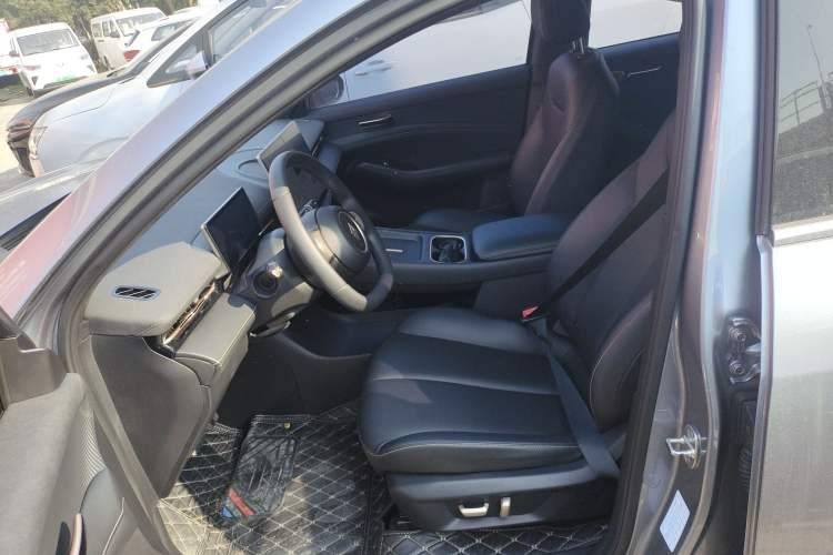 Used Baojun Yunhai 2024 140km Plug-in Hybrid Version