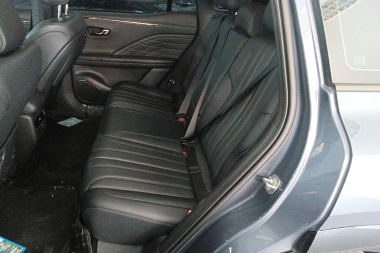 Used AION V 2024 Aion Tyrannosaurus 650 LiDAR Edition