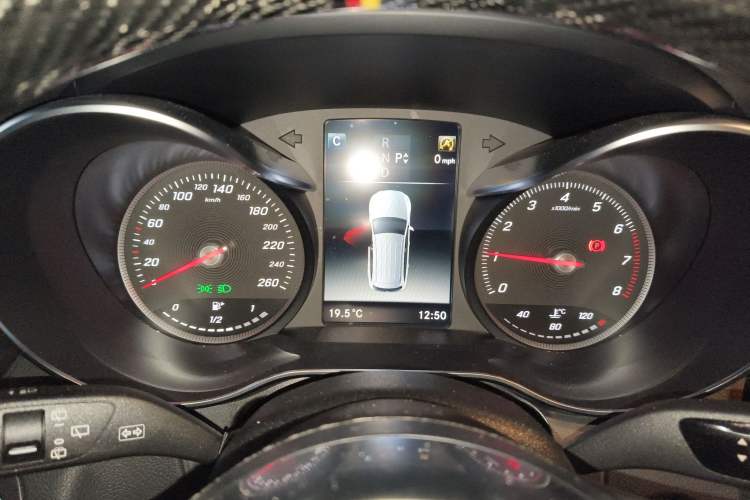 Used Mercedes-Benz GLC 2019 GLC 260 L 4MATIC Dynamic Model