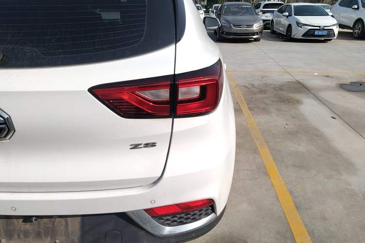Used MG ZS 2018 1.5L Automatic Luxury Edition China V Standard