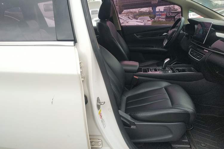 Used BYD Song MAX 2019 1.5T Automatic Smart Connect Ruiyi Model 7 Seats China V Emission Standard Right Front Seat