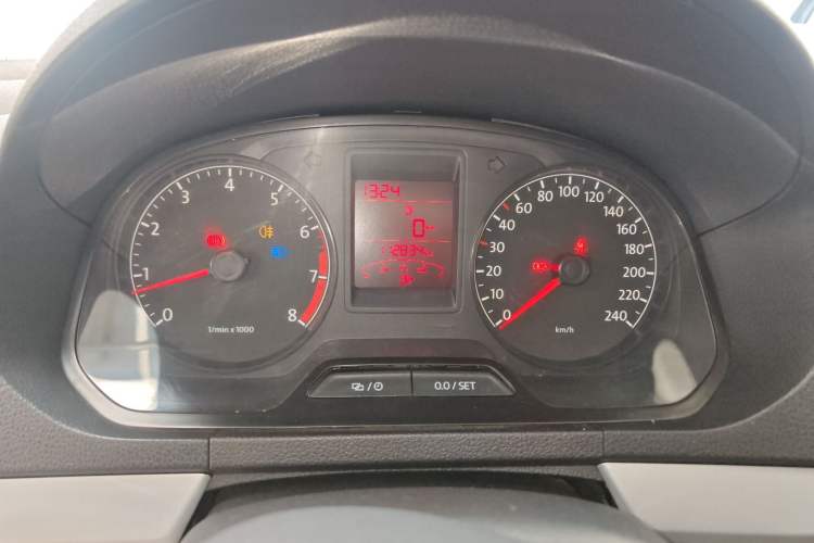 Used Volkswagen Jetta 2015 1.6L Manual Comfort Model
