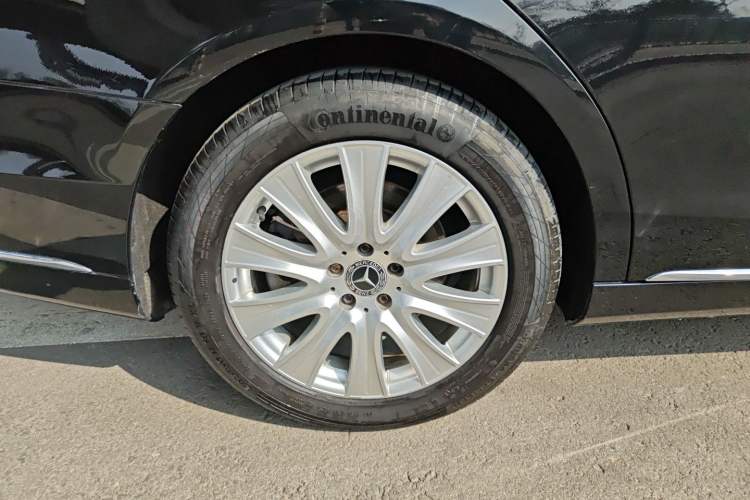 Used Mercedes-Benz S-Class 2019 S 320 L
