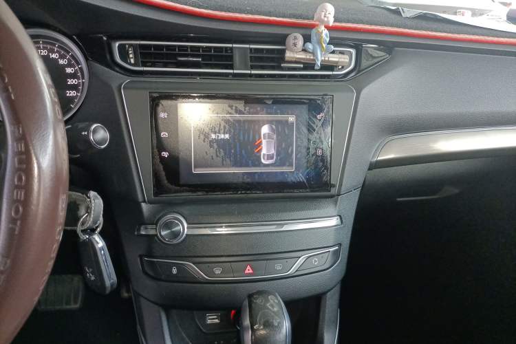 Used Peugeot 408 2014 1.8L Automatic Luxury Edition Audio And AC Panel