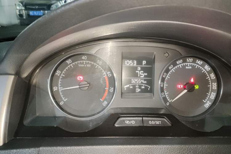 Used Skoda Rapid Spaceback 2014 1.6L Automatic Enjoyment Edition
