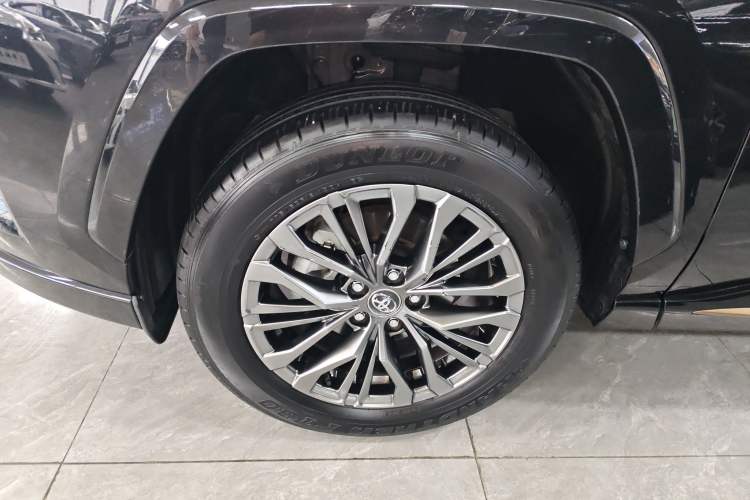 Used Toyota Wildlander 2024 2.0L CVT Two-Wheel Drive Luxury PLUS Edition