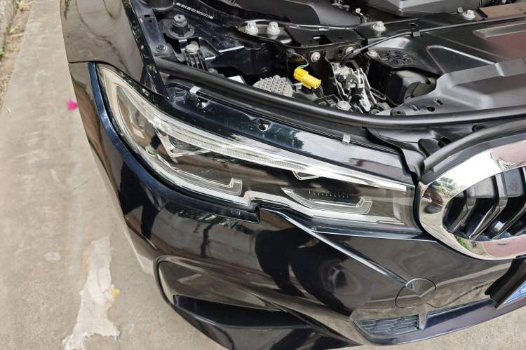 Used BMW 3 Series 2020 320Li M Sport Package Right Front Headlight